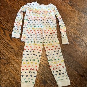 Primary organic cotton pajama set, size 4-5.